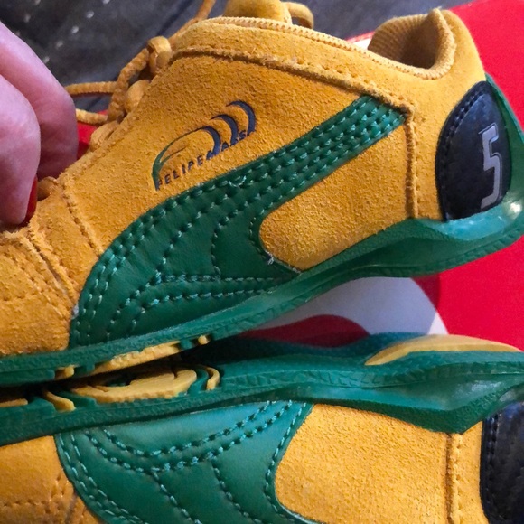 Ferrari sponsored puma infant Sneakers - Picture 3 of 7